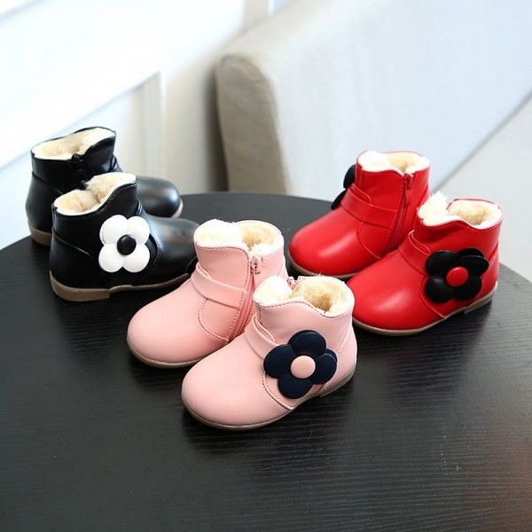 Winter 2018 Korean children's shoes small middle school children's soft soled cotton boots girls' Flower Princess warm leather boots 