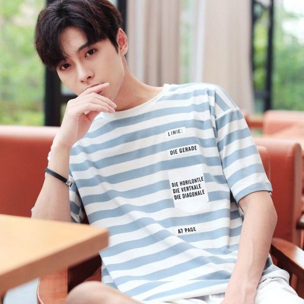 2020 spring and summer men's short sleeve T-shirt youth striped T-shirt loose trend men's clothing manufacturer direct sales 